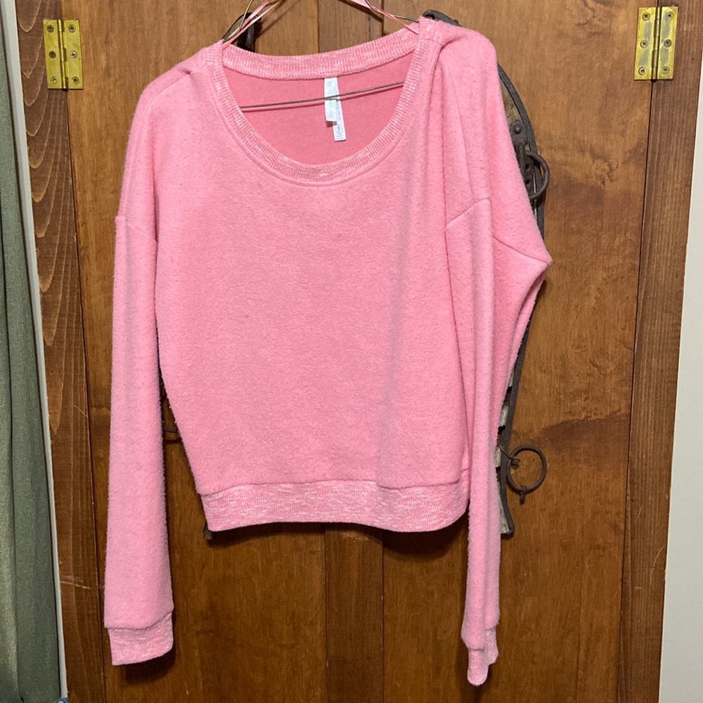 Pink sweatshirt like new. Never worn